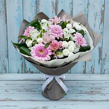 Букет цветов из:  Герберы, Альстромерии и Хризантемы в Орске
