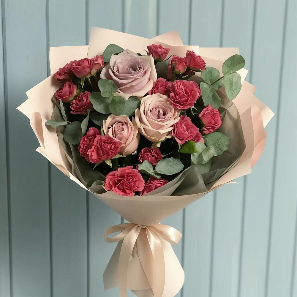 Букет цветов из: Гвоздики и Розы в Орске