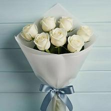 Букет 7 Белых роз Эдлесс Лав в Орске