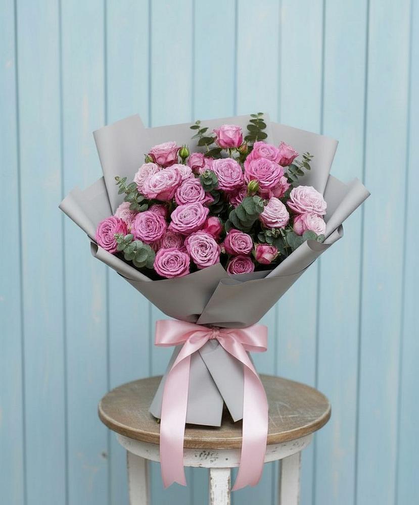 Букет цветов из: Розы в Орске