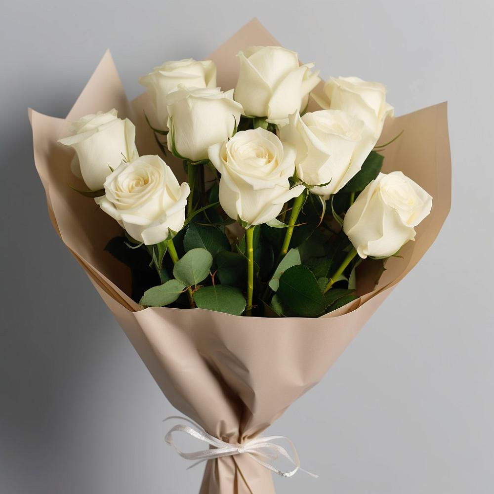 Букет 9 Белых роз Эдлесс Лав в Орске