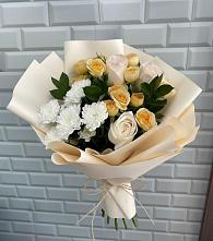Букет цветов из:  Розы и Хризантемы в Орске