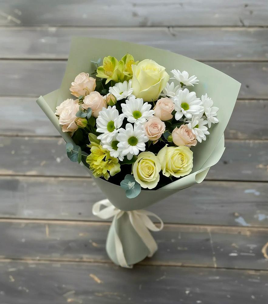 Букет цветов из: Альстромерии, Розы и Хризантемы в Орске