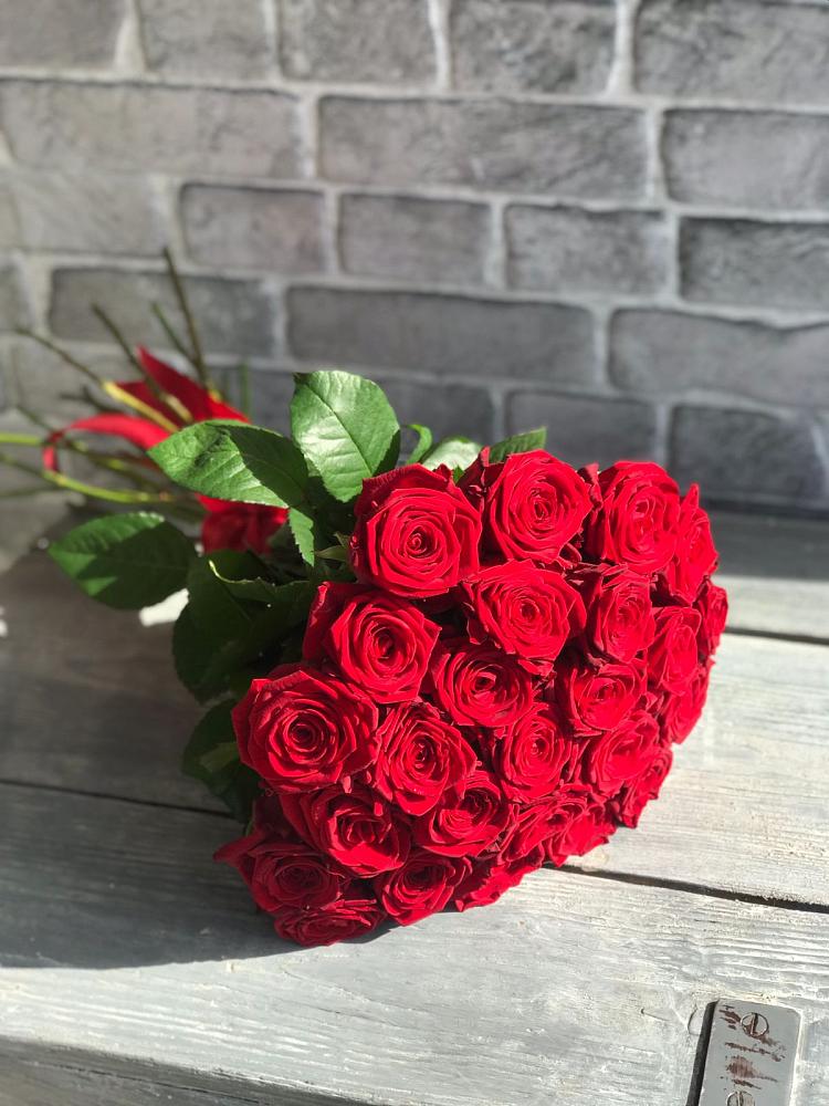 Букет Красные розы Фридом в Орске