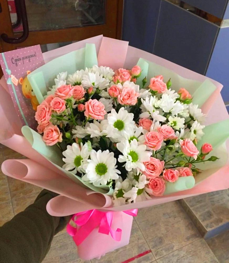 Букет цветов из: Розы и Хризантемы в Орске