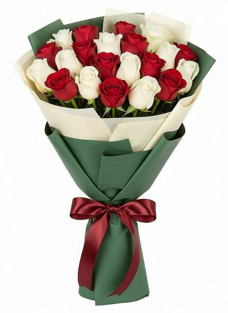 Букет Микс из красных и белых роз в Орске