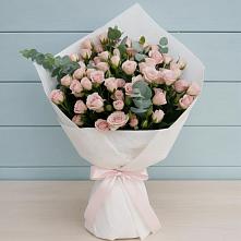 Букет цветов из:  Розы в Орске