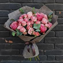 Букет цветов из:  Розы в Орске